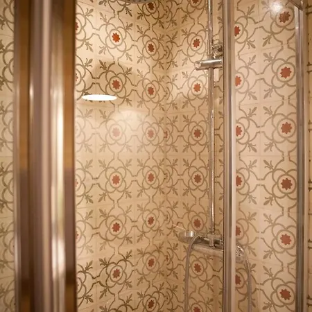 Authentic Charming Apartment/wifi/air Conditioning Daire