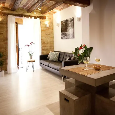 Appartement Authentic Charming Apartment/wifi/air Conditioning *