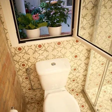 Apartment Authentic Charming Apartment/wifi/air Conditioning *
